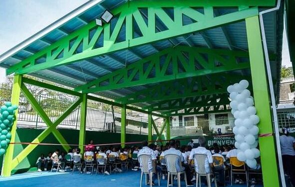 Gobierno entregó la cubierta y la cancha del colegio departamental Natania 