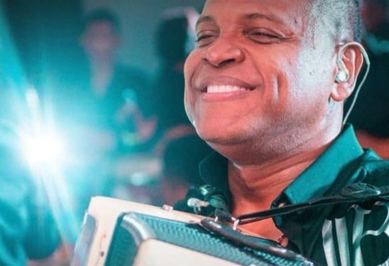 Falleció anoche en Valledupar el icónico cantautor y acordeonero vallenato, Omar Geles