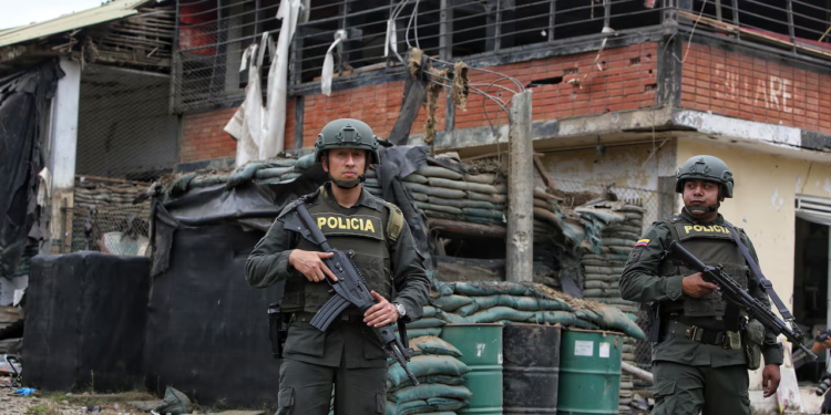 En el Cauca desactivaron dos vehículos bomba cargados de explosivos 