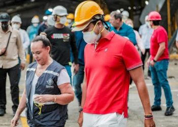 Gobernador acompañó visita de verificación en relleno sanitario Magic Garden 