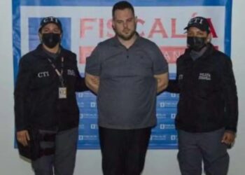 A 42 años y medio de prisión