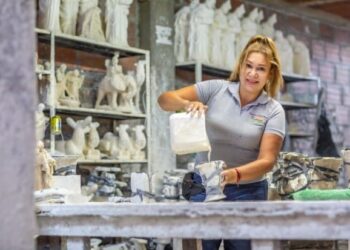 Calidad de vida en los hogares liderados por mujeres, un reto para el país