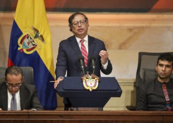 Petro declara que su gobierno ha sido eficiente pero los congresistas no creyeron 