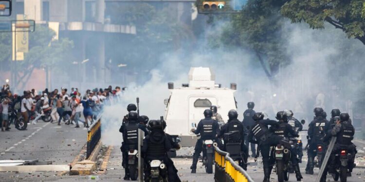 Cuerpos armados del régimen de Nicolás Maduro Moros están capturando ilegalmente a líderes de la oposición. 