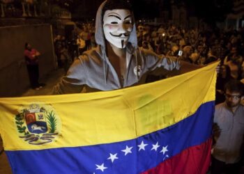 Anonymous pone a sufrir a Maduro con chat filtrado: «se nos está saliendo de las manos » 