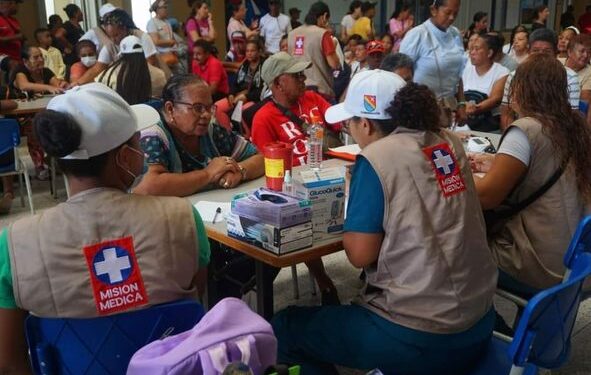 Más de mil personas fueron beneficiadas durante brigada de salud interinstitucional en el colegio bolivariano