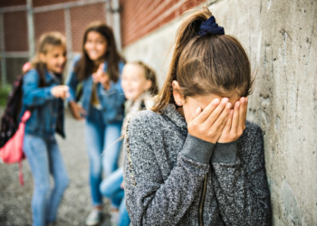 Alto porcentaje de problemas de baja autoestima y ansiedad en Colombia tienen origen en el bullying escolar 