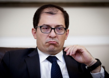 Ex fiscal general de la nación, Francisco Barbosa replicó acusaciones del presidente Gustavo Petro y lo tildó de irresponsable 