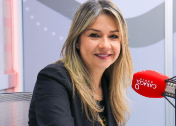 Directora de Semana, Vicky Dávila acusó a la Fiscal General de trabajar para Petro y pretende identificar sus fuentes para entregarlas al Jefe de Estado. 