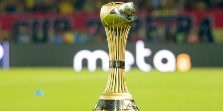 Este domingo se define la clasificación de los dos finalistas de la liga de fútbol profesional colombiano con cinco equipos con posibilidades de clasificar.