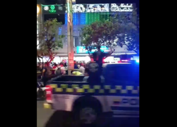Caravana navideña de la Policía Nacional y novena de aguinaldo con presentación musical de Cajasai en el tercer día del novenario 