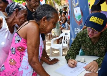 Armada de Colombia llevó bienestar a la comunidad de San Andrés isla 