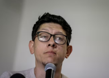 Gustavo Petro solicitó renuncia protocolaria a todos sus ministros, pero el de educación dice que no hay razón para ello. 