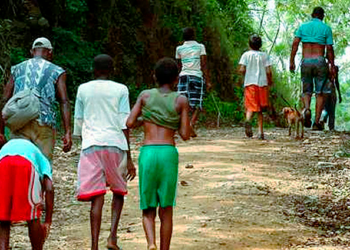 Así está la crisis humanitaria del Chocó por la toma violenta de los grupos armados que se están disputando ese territorio 