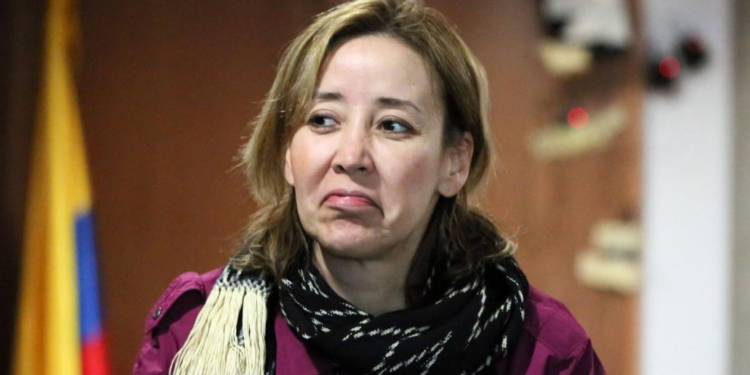 Testimonio de exfiscal Luz Adriana Niño, presentada por el ente acusador en juicio contra Álvaro Uribe, evidenció que esa entidad ha sido un aparato represor, de persecución judicial y de corrupción al capricho de los fiscales de turno. 
