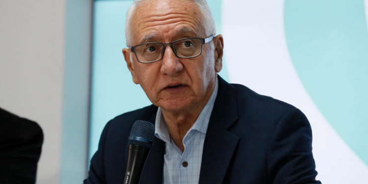 Mientras la salud de los colombianos está al garete, el Ministerio del ramo despilfarra y derrocha miles de millones de pesos en tiquetes aéreos y viáticos 