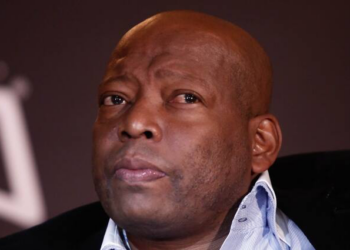 Atracaron a Faustino Asprilla, lo despojaron del celular y empezaron a pedir dinero en su nombre 