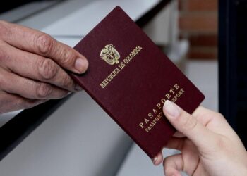 Gobierno vuelve a revivir interés contractual con Portugal para la expedición de los pasaportes en Colombia 
