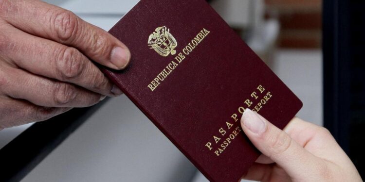 Gobierno vuelve a revivir interés contractual con Portugal para la expedición de los pasaportes en Colombia 