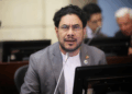 Senador Iván Cepeda hizo un peregrinaje por las cárceles colombianas en busca de acusaciones contra los Uribe, pero eso no lo tuvo en cuenta la juez que condenó al expresidente. 
