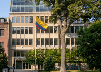 Estados Unidos impuso sanciones diplomáticas a agregado policial de la embajada de Colombia en Washington. 