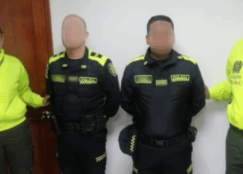 Capturados 12 policías que integraban una banda criminal en Bogotá. 