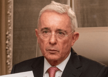 Expresidente Álvaro Uribe tuteló su derecho a la libertad ante el mismo tribunal que deberá resolver su apelación a la condena de la juez Heredia  