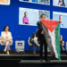 Daniel Quintero irrumpió sin invitación en la asamblea de la ANDI en Cartagena con una bandera de Palestina y fue expulsado a los gritos 