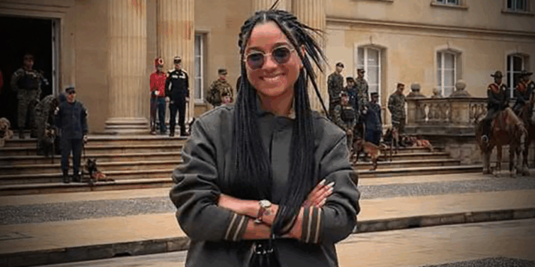 Sigue la polémica sobre los títulos universitarios y créditos de Icetex a la joven Juliana Guerrero, a quien se le cayó el nombramiento de viceministra de juventud por dicho escándalo. 