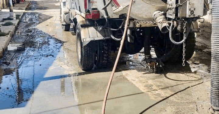 Veolia atiende rotura de tubería del alcantarillado en Sarie Bay 