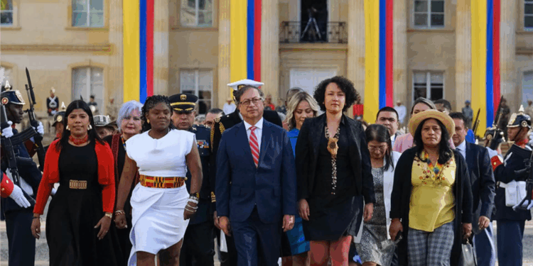 Congresistas de izquierda firmaron carta de respaldo a favor de 11 terroristas que han sembrado caos haciéndolo pasar como protesta social 