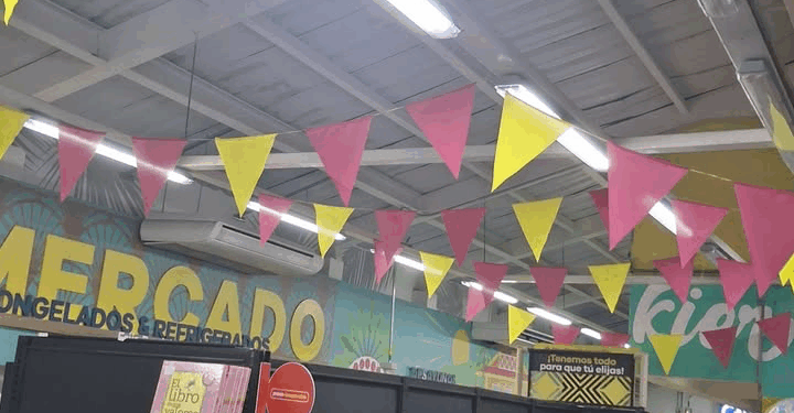 Concluye rápidamente la era Éxito en San Andrés por malos resultados. Hace cerca de dos años llegó a la isla con bombos y platillos, y hoy cierra rematando toda su mercancia al 70%.