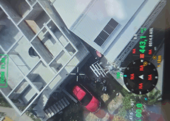 Un dron de la policía que prestaba seguridad a la familia del alcalde de Providencia, Álex Ramírez Nuza, detectó que de un carro rojo descargaban sacos, descubriendo un alijo de alcaloide 