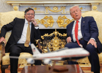Concluyó la reunión de gobierno entre los presidentes de Colombia, Gustavo Petro y de estados unidos, Donald Trump, luego de dos horas en el salón oval de la Casa Blanca. 