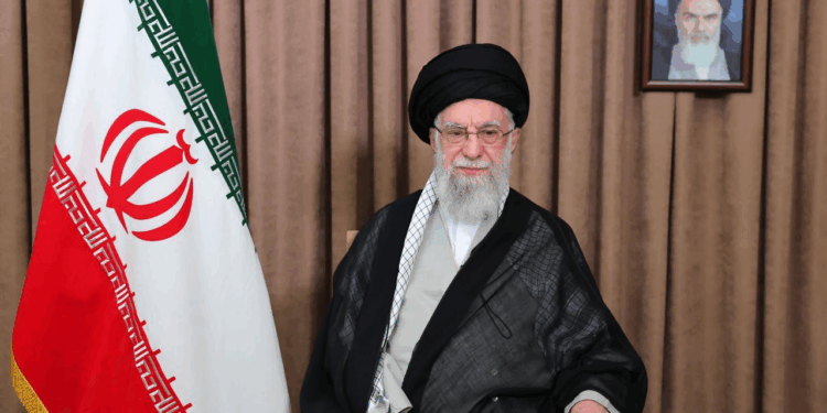 ¿Quién era Alí Jamenei? el líder supremo iraní que estuvo en el poder desde 1989 