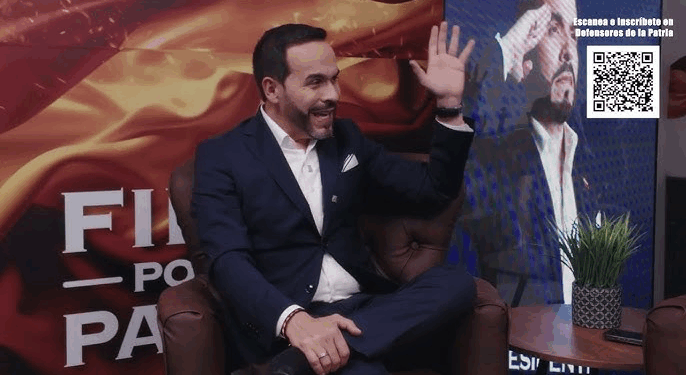 Candidato presidencial Abelardo de la Espriella advierte asociación criminal del gobierno de Petro con narcos excarcelados en Medellín para atentar contra las elecciones y teme por su vida. 