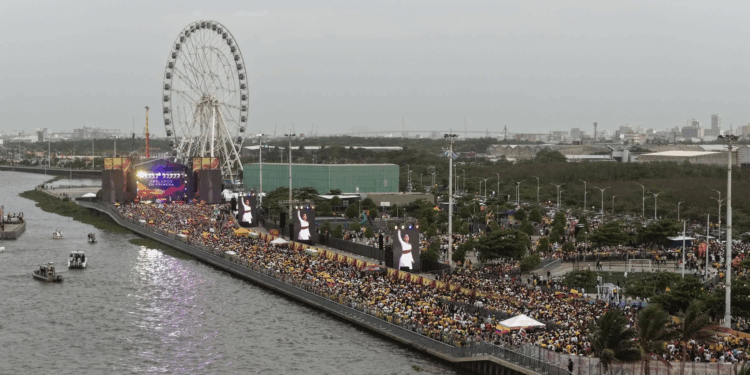El Malecón del Río tuvo un multitudinario lleno del candidato a la presidencia de la república Abelardo de la Espriella.
