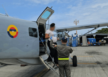 Traslado aeromédico desde Providencia facilitó atención prioritaria para mujer gestante 