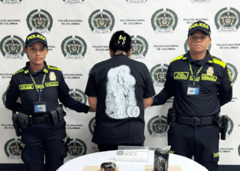 Mujer capturada en flagrancia por el delito de porte trafico y fabricación de estupefacientes  
