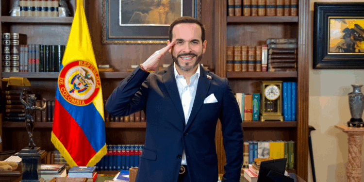 Presidente electo Abelardo de la Espriella asegura que por primera vez en 30 años se eligió una mesa directiva en el Congreso sin interferencia del gobierno.