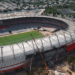 En San Andrés en más de tres años no han podido terminar el estadio de softball que es de bajo perfil. En Barranquilla en menos de un año avanzan las obras de modernización del super metropolitano que estará listo antes de terminar el 2026