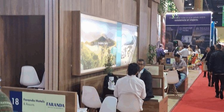 The Archipiélago Press sigue presente en la feria internacional de turismo «FIT» de Buenos Aires, Argentina gracias a Xplore The World Agency.
